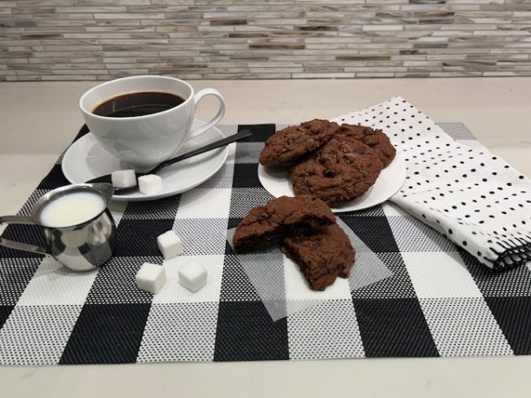 Crispy Double Chocolate Cookies - Image 3
