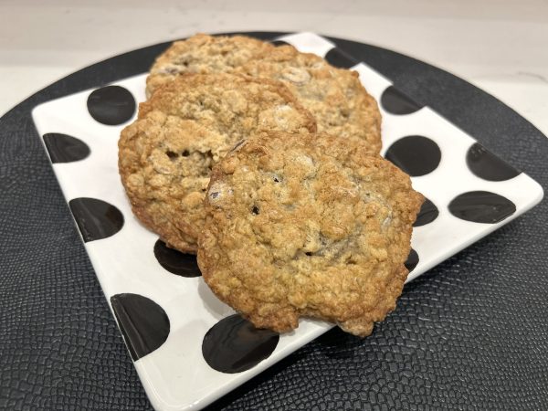 Dark Chocolate Oatmeal Chip Cookies - Image 3