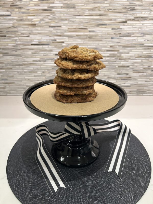 Dark Chocolate Oatmeal Chip Cookies - Image 2