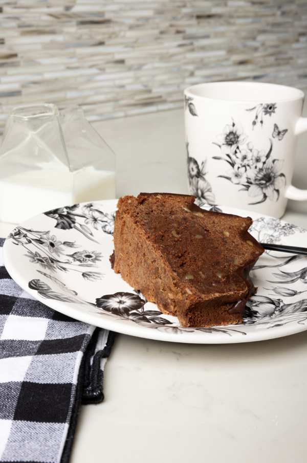 Tunnel Of Fudge Cake with Chocolate Glaze - Image 4