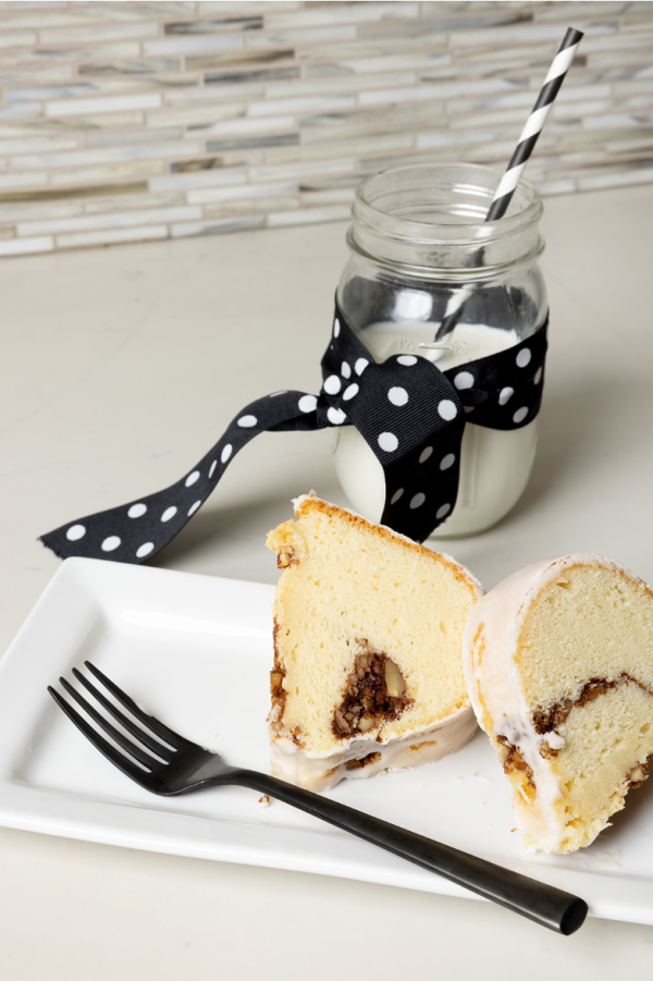 Cinnamon Twist Bundt Cake with Vanilla Glaze - Image 4