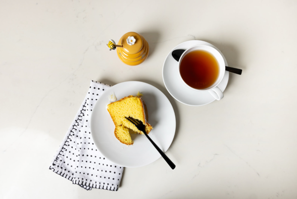 Double Lemon Cake with a Lemon Glaze - Image 2
